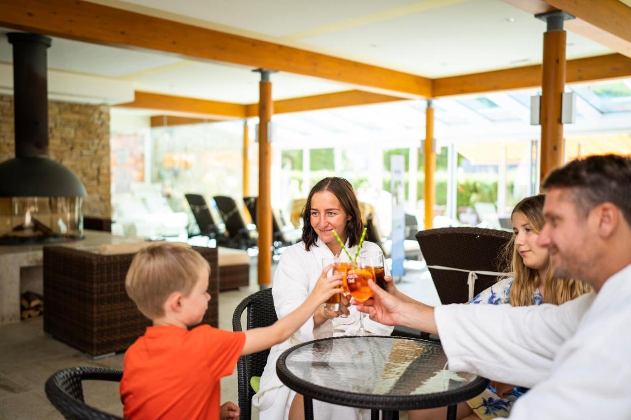 Familien- Sportresort Brennseehof Hotel Feld am See